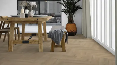 Raumbild Esszimmer – Vivafloors Vinylboden Eiche 8360 Fischgrät für ein stilvolles Esszimmer